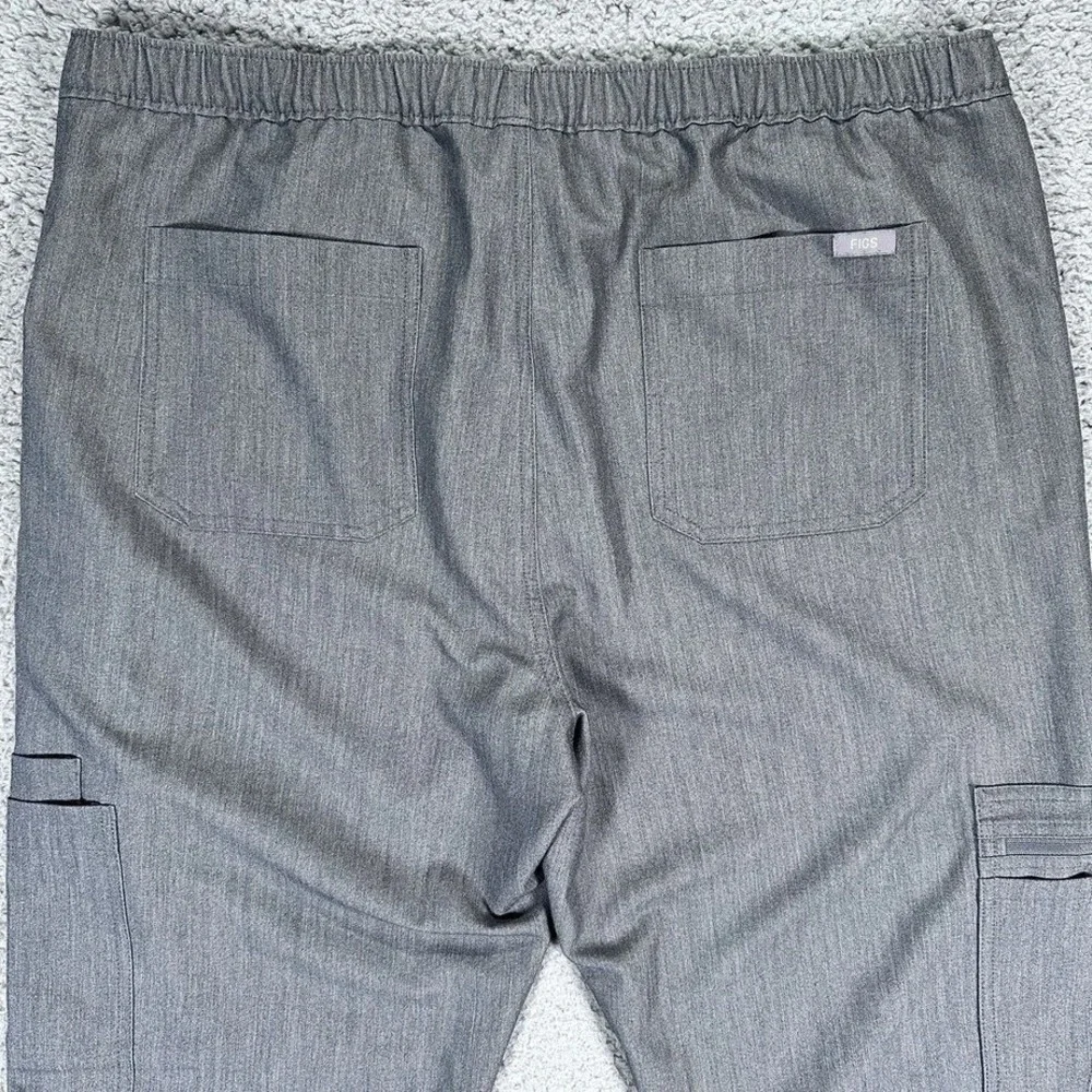 FIGS Cairo Cargo Scrub Pants Men's XL Graphite Gray FIONx Straight Leg Workwear
